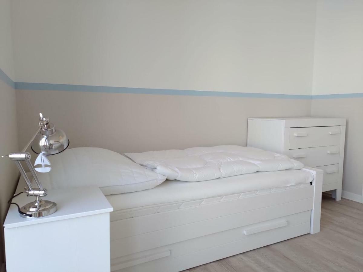 Ferienwohnung Ahoi Glowe Exterior foto